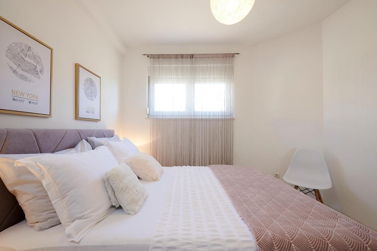 Apartmani Sara I Klara Trogir Kültér fotó