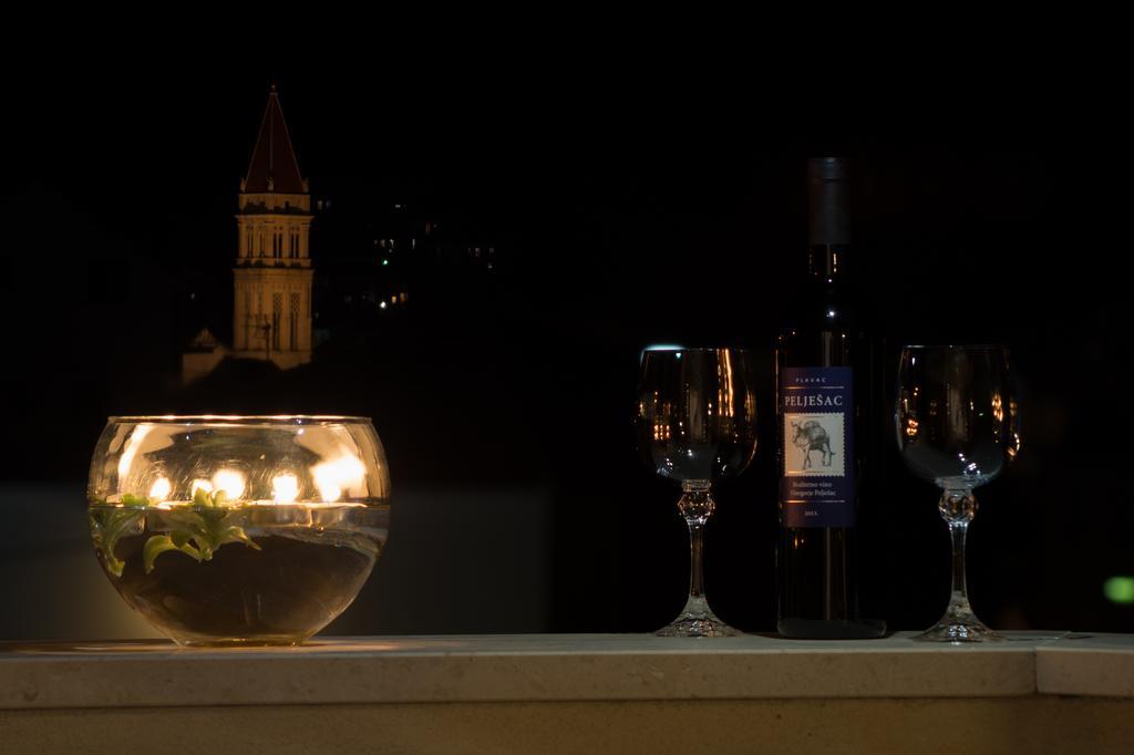 Apartmani Sara I Klara Trogir Kültér fotó