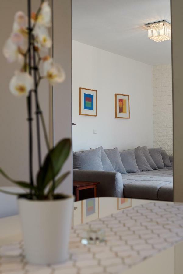 Apartmani Sara I Klara Trogir Kültér fotó