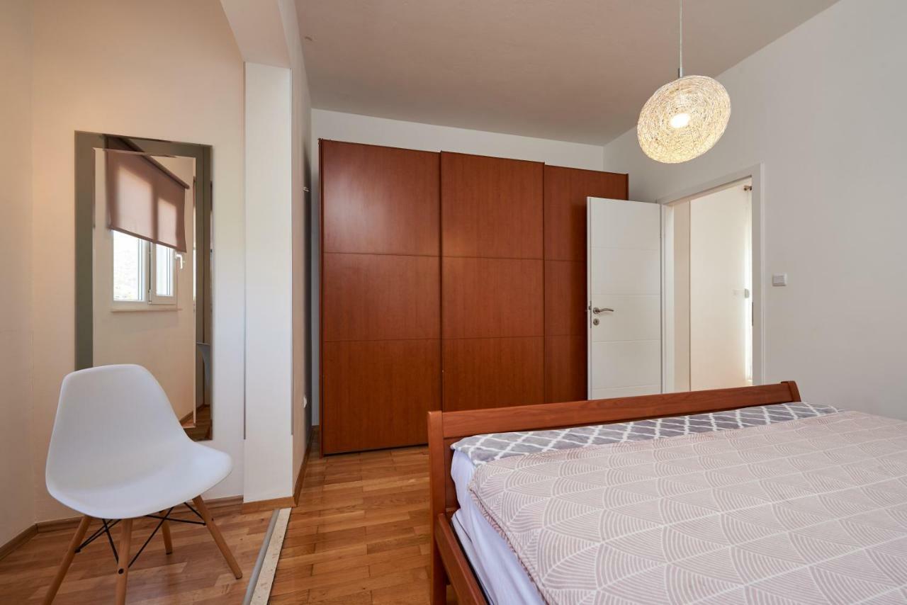 Apartmani Sara I Klara Trogir Kültér fotó